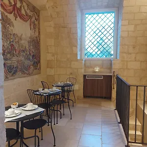https://palazzo-momi.barihotels.org